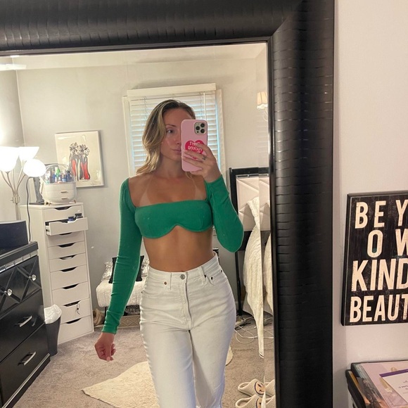 Princess Polly crop top - Picture 2 of 6